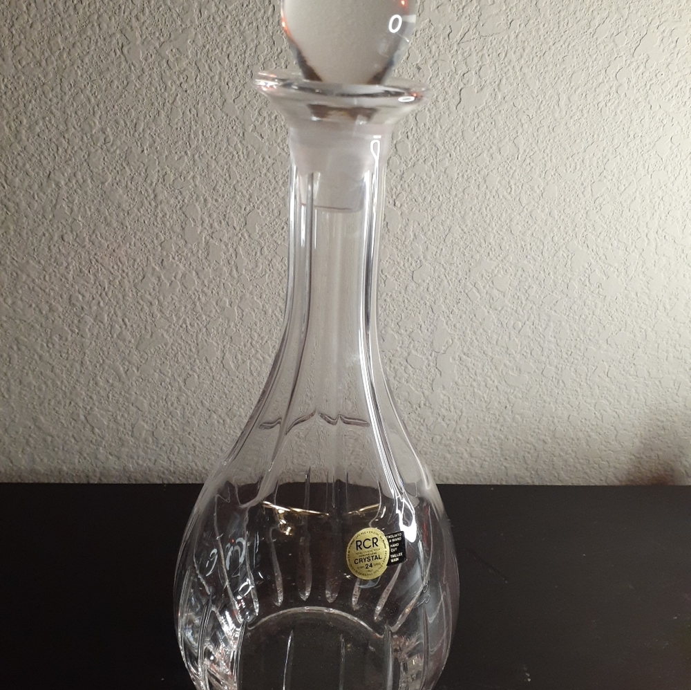 GORGEOUS NEW Royal Crystal Rock Italy 10" Cut Crystal Decanter.